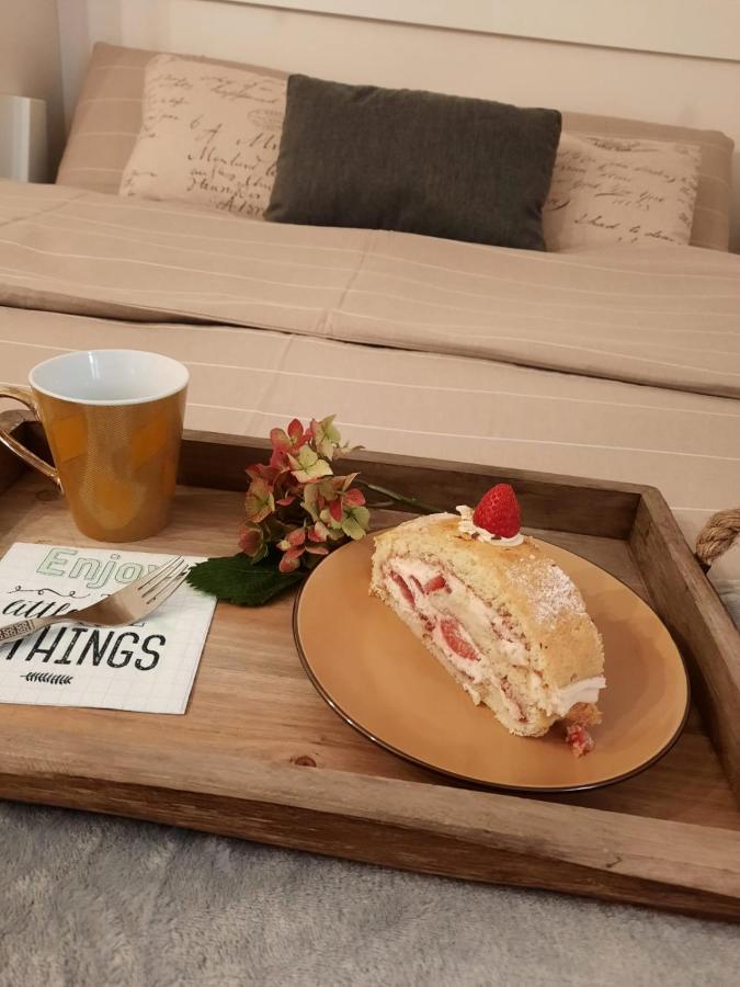 - Sweet Mayleen Apartment Merano